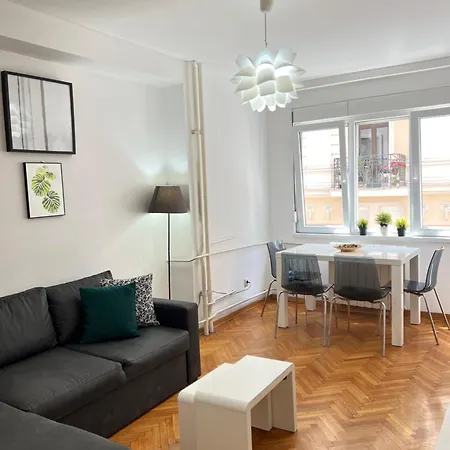 Cozy Apartment *